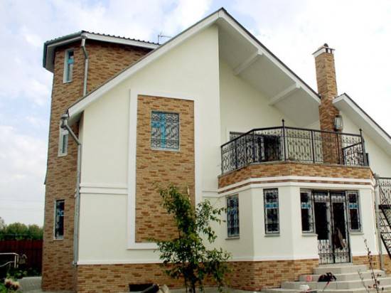 Дома в современном стиле: фасады из облицовочного кирпича разного цвета, красивый дизайн
 - 47 фото