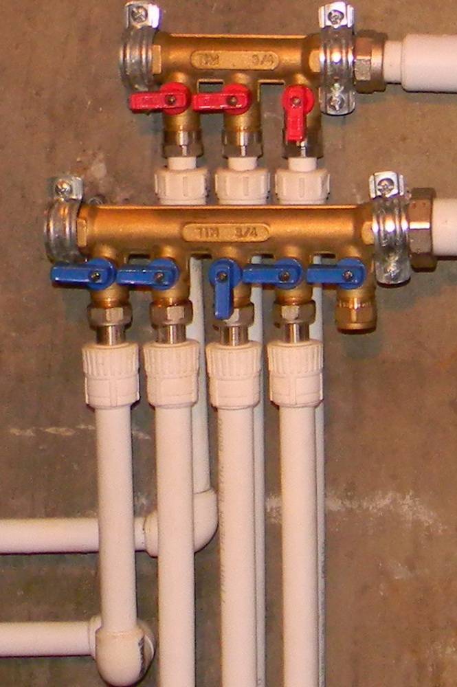 Коллекторная разводка труб водоснабжения в квартире - особенности монтажа