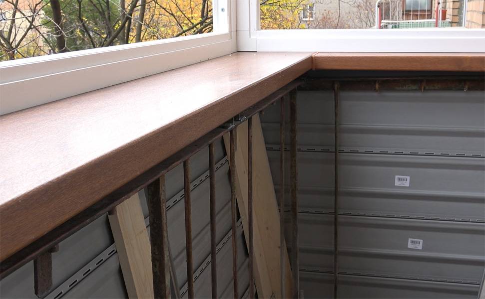 Виды и установка подоконника на балконе или лоджии своими руками: пошаговая инструкция