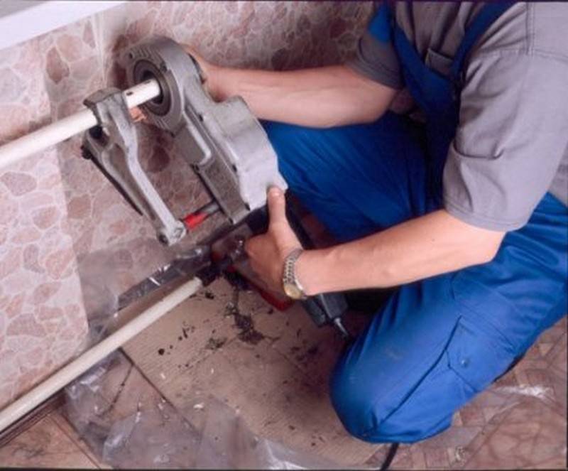 Как нарезать резьбу на трубе: как делать нарезку на водопроводном или канализационном изделии