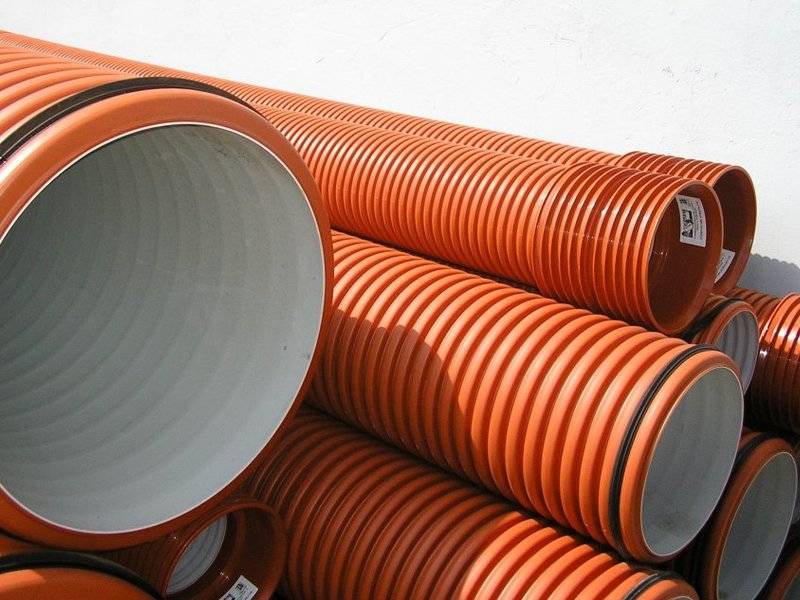 Трубопроводы канализации из полиэтиленовых труб высокой плотности с гильзами диаметром 110 мм: технология и особенности