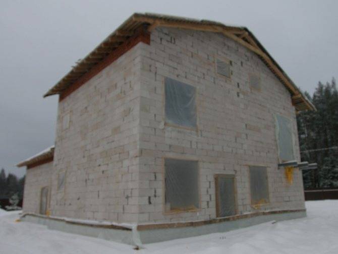 Консервация недостроенного дома на зиму, а стоит ли? трудности и этапы