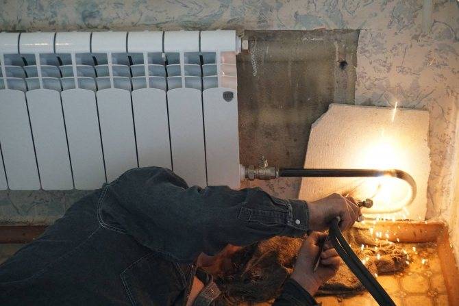 Как своими руками заменить радиаторы отопления в квартире