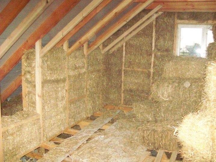 Утепление потолка в доме опилками: дешево и эффективно