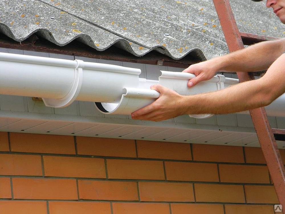 Водостоки для крыши своими руками:
 инструкция по самостоятельному изготовлению системы водоотвода