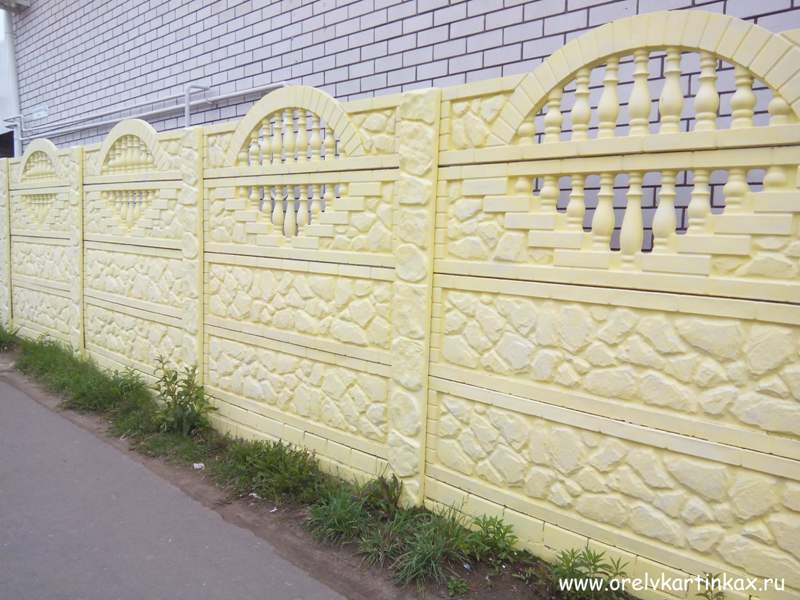 Как покрасить металлический забор — какую краску использовать