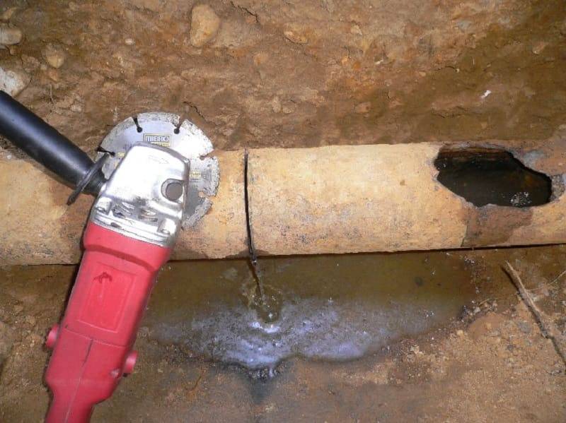 Демонтаж чугунной канализации: инструменты, подготовка, способы и возможные проблемы