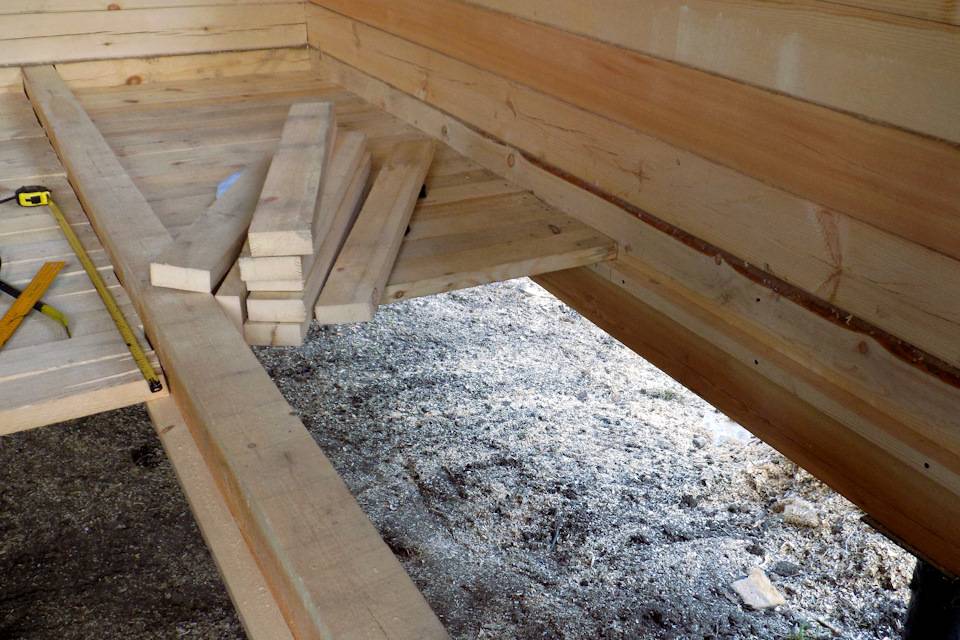 Черновой пол в деревянном доме - устройство и укладка