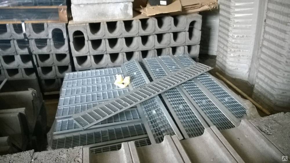 Как устанавливать водоотводные лотки. этапы монтажа водоотводов из бетона