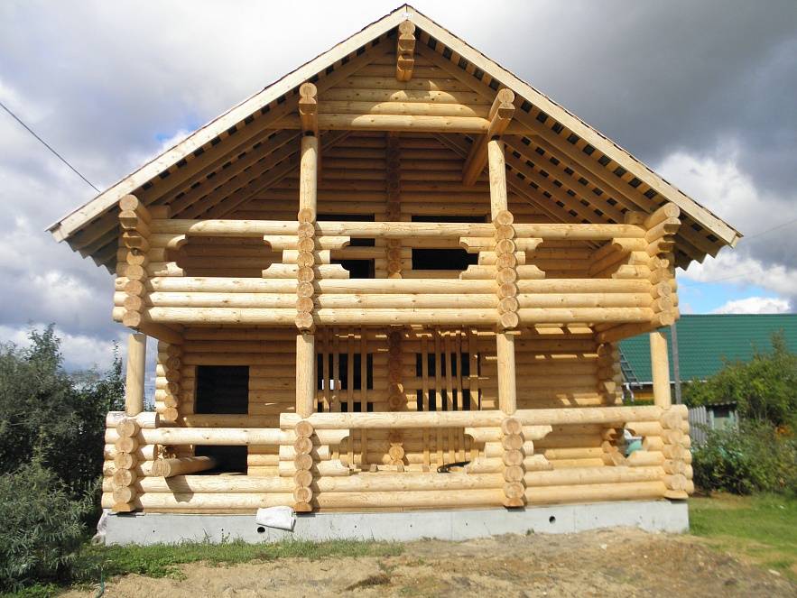 Какой деревянный дом лучше выбрать, плюсы и минусы.