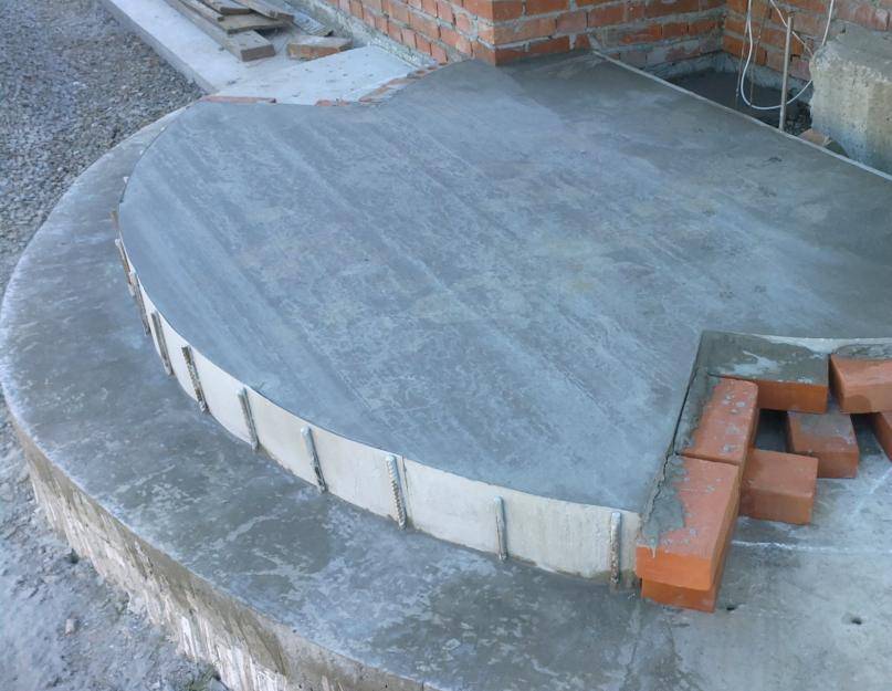 Заливка ступенек бетоном