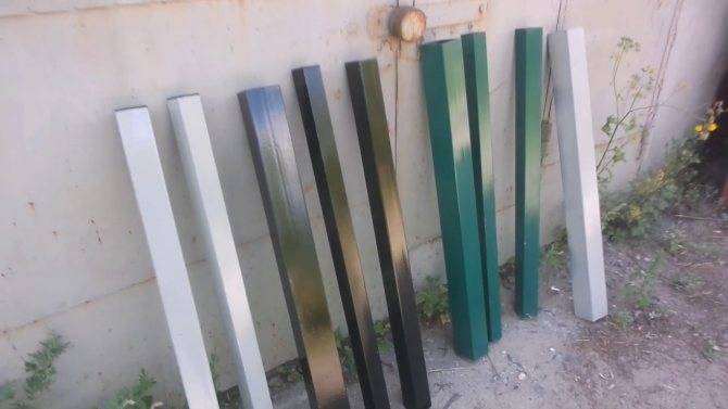 Как покрасить металлический забор, чтобы не ржавел