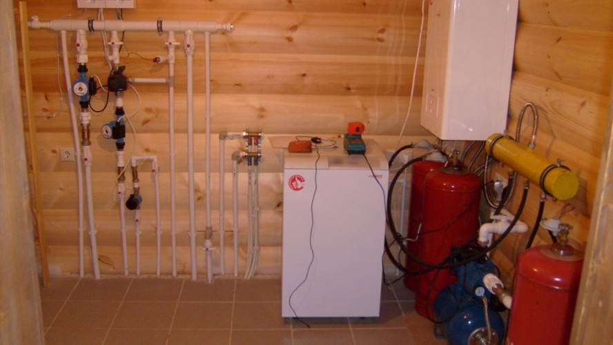 Отопление деревянного дома на газовых баллонах