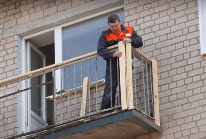 Качественная обрешетка балкона своими руками