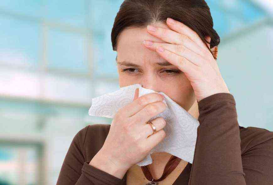 Першит в горле и кашель: причины и лечение | что делать, если першит в горле и сильный сухой кашель | доктор мом®