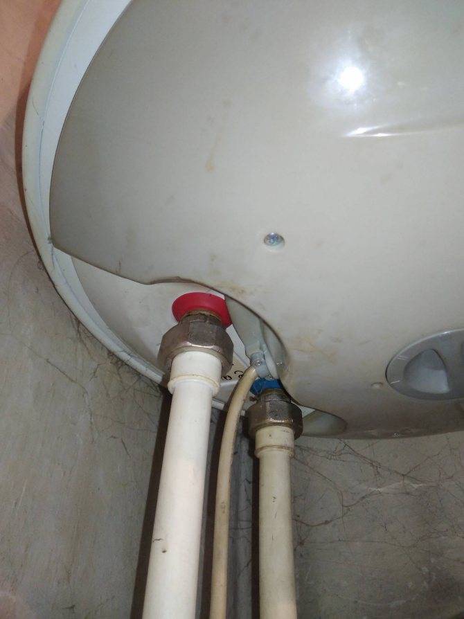 Капает клапан на водонагревателе: варианты почему и методы устранения проблемы