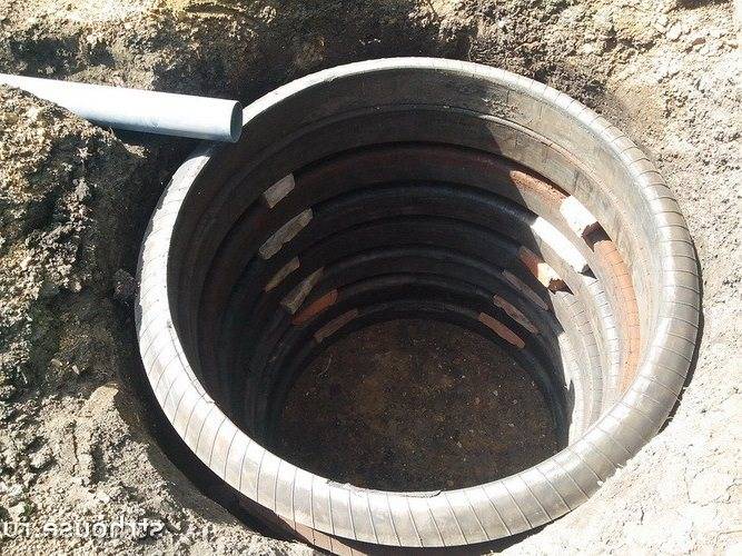 Выгребная яма из покрышек своими руками: как сделать туалет из колес