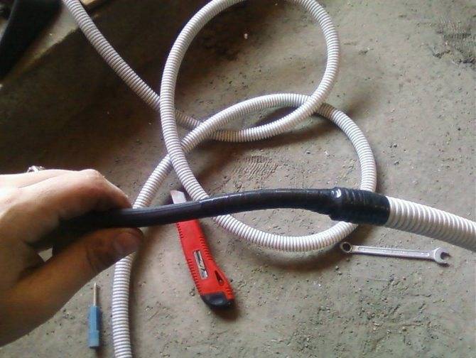 Особенности прокладки кабеля в полу