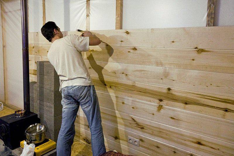 Чем можно недорого обшить внутри стены в деревянном доме: 6 отличных вариантов