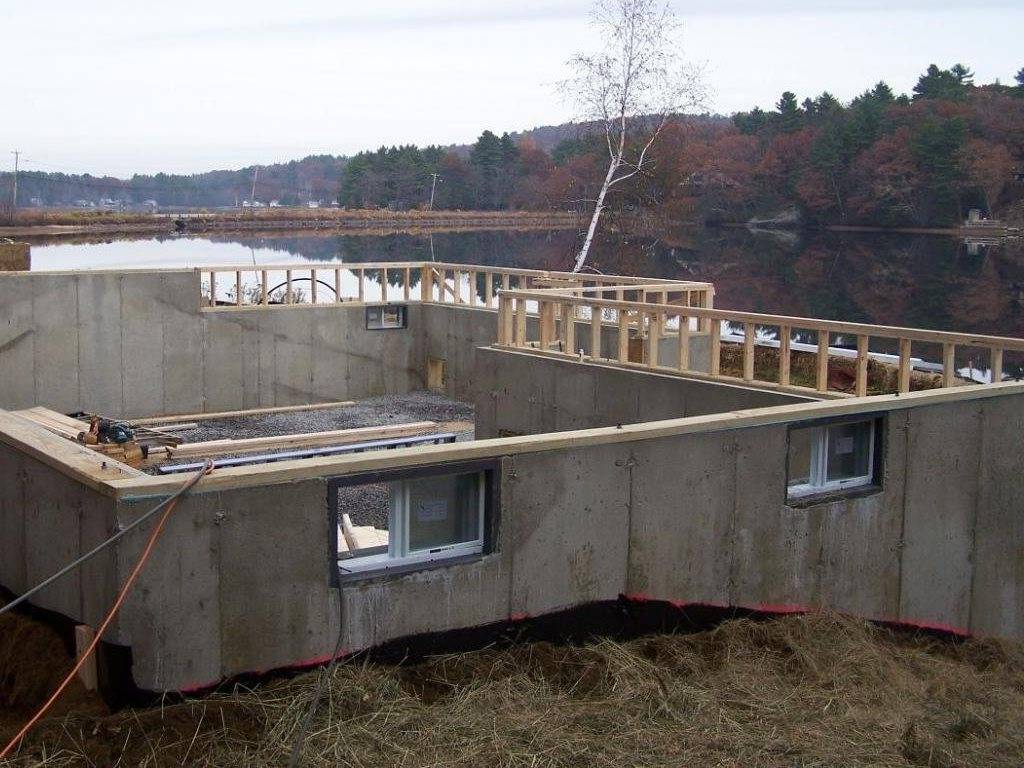 Строительство дома на склоне и сложном рельефе